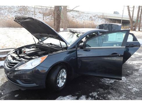 Used 2012 Hyundai Sonata GLS w/ Popular Equipment Pkg image 18