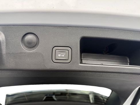 New 2026 Chevrolet Equinox LT w/ Convenience Package II image 22