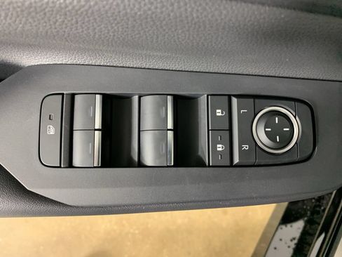 New 2026 Toyota Prius Plug-In Hybrid w/ Limited Premium Package FWD image 18