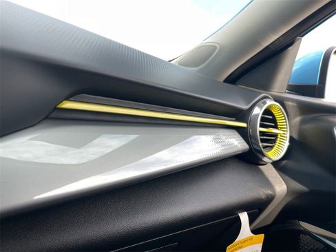 New 2026 Chevrolet Trax LT image 18