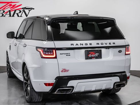 Used 2020 Land Rover Range Rover Sport HST image 12