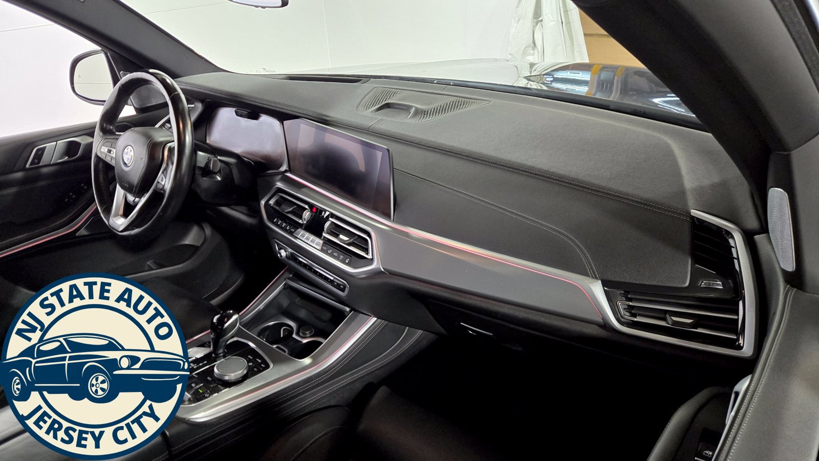 Used 2019 BMW X5 xDrive50i w/ Off-Road Package AWD/4WD image 42