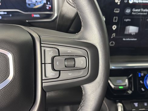 Used 2024 GMC Sierra 2500 Denali Ultimate AWD/4WD image 37