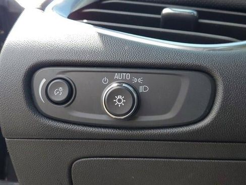 Used 2024 Chevrolet Malibu LT FWD image 30