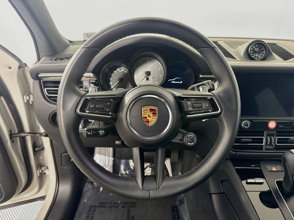Certified 2024 Porsche Macan S AWD/4WD image 12