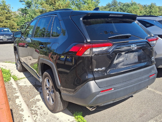 Used 2025 Toyota RAV4 XLE AWD/4WD image 6