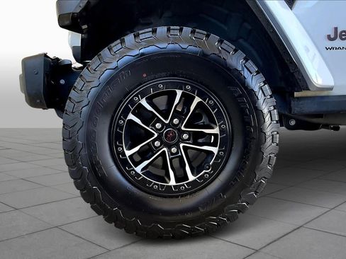 Used 2024 Jeep Wrangler Unlimited Rubicon image 10