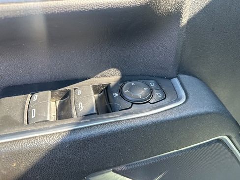 Used 2024 Chevrolet Silverado 3500 LT image 11