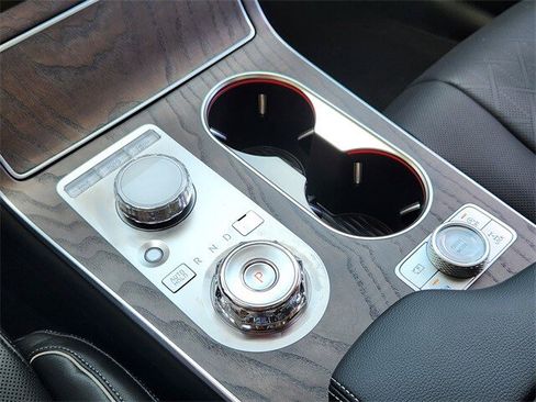 Used 2025 Genesis GV80 2.5T Prestige image 16