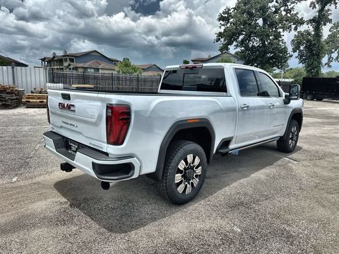 New 2026 GMC Sierra 2500 Denali w/ Denali Reserve Package AWD/4WD image 11