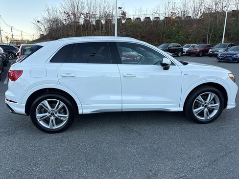 Used 2022 Audi Q3 2.0T Premium w/ Convenience Package image 8