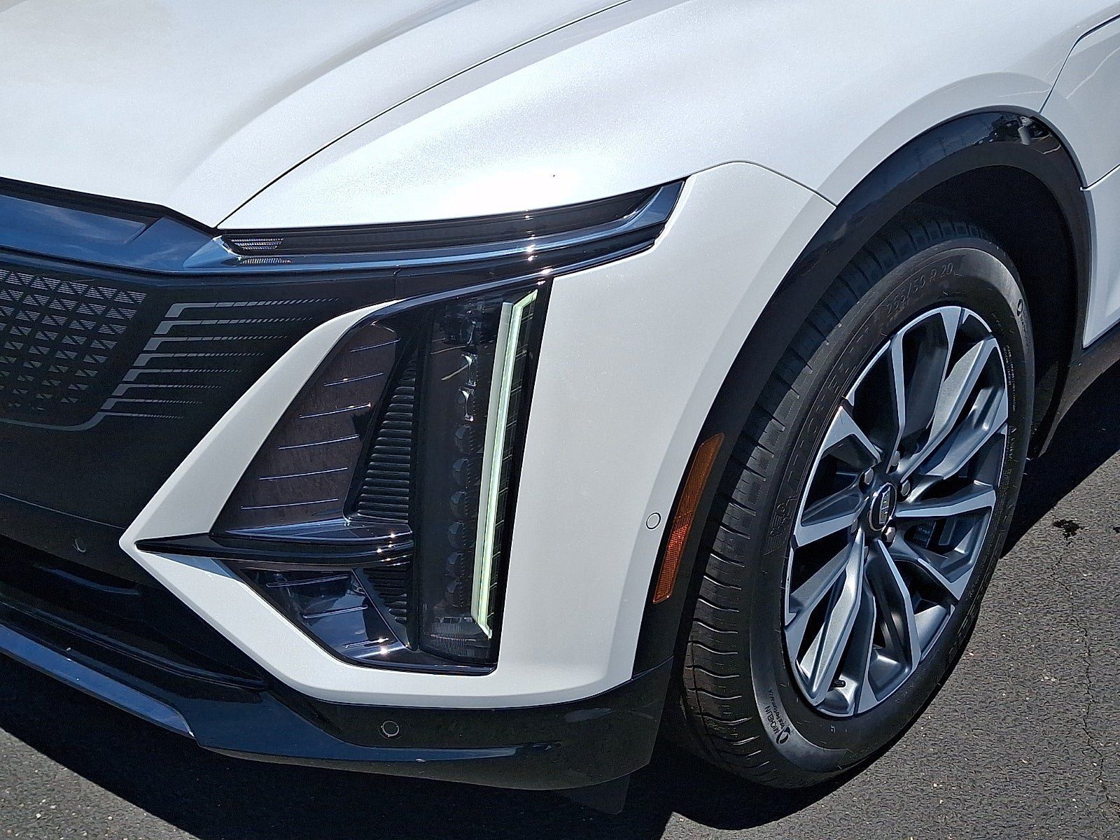 Certified 2024 Cadillac Lyriq Sport AWD/4WD image 11