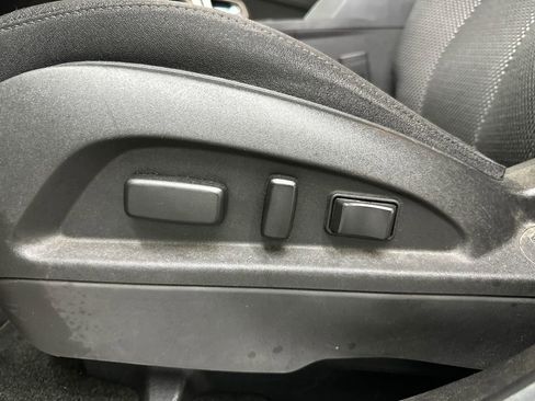 Used 2014 Chevrolet Equinox LT w/ Driver Convenience Package image 10