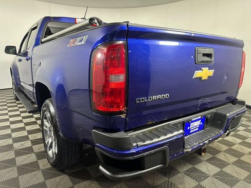 Used 2016 Chevrolet Colorado Z71 AWD/4WD image 3