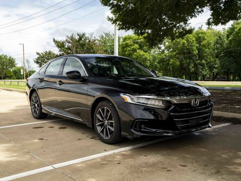 Used 2021 Honda Accord EX-L image 3