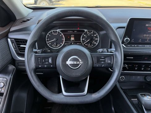 Used 2023 Nissan Rogue S FWD image 14