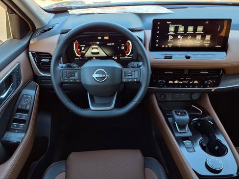 New 2026 Nissan Rogue Platinum w/ Platinum Premium Package image 13