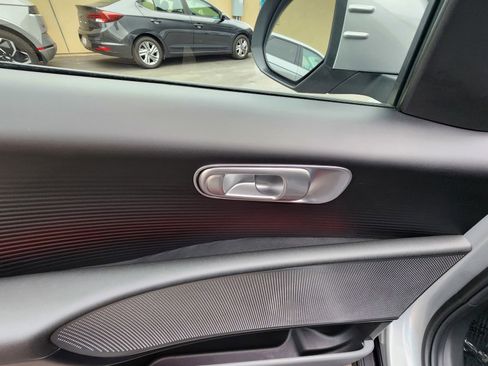 Certified 2025 Hyundai Ioniq 6 SEL image 9