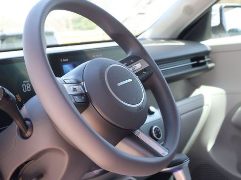 New 2026 Hyundai Kona SE FWD image 25