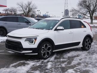 Certified 2023 Kia Niro EX Touring video 2