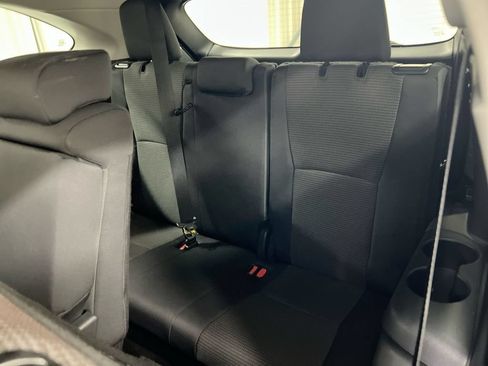 Used 2025 Toyota Highlander LE AWD/4WD image 24