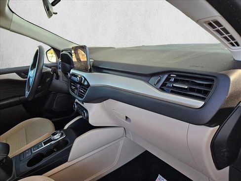 Used 2022 Ford Escape SE w/ Convenience Package image 21