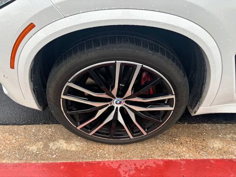 Used 2023 BMW X5 M50i w/ Executive Package AWD/4WD image 9