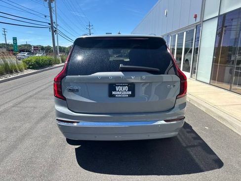 Certified 2025 Volvo XC90 B6 Plus AWD/4WD image 4