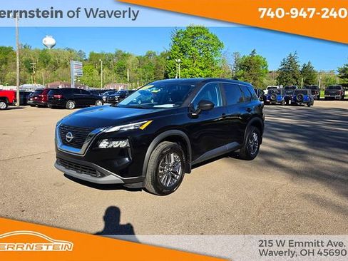 Used 2023 Nissan Rogue S AWD/4WD image 3