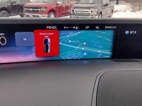 Certified 2024 Lincoln Nautilus Reserve w/ Equipment Group 202A image 14