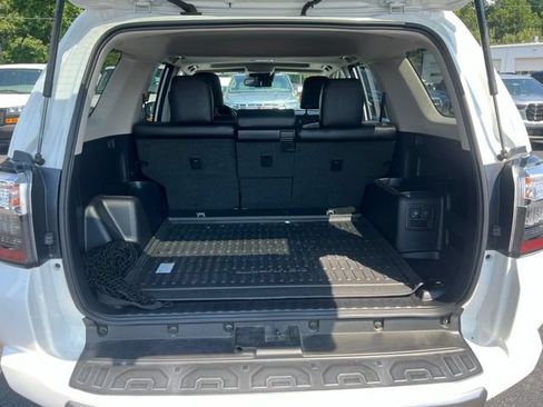 Used 2023 Toyota 4Runner TRD Off-Road Premium w/ Off Road Premium Plus Package AWD/4WD image 15
