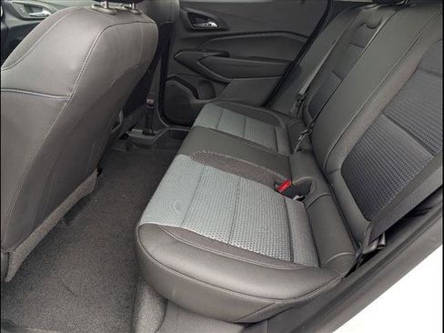 New 2026 Chevrolet Trax LT image 10