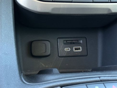 Certified 2022 GMC Acadia Denali w/ Denali Technology Package image 19