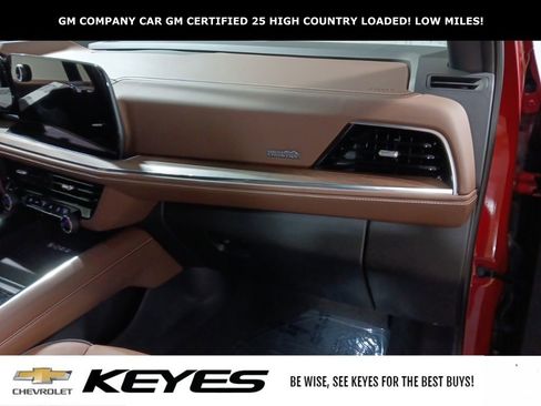 Certified 2025 Chevrolet Suburban High Country image 25