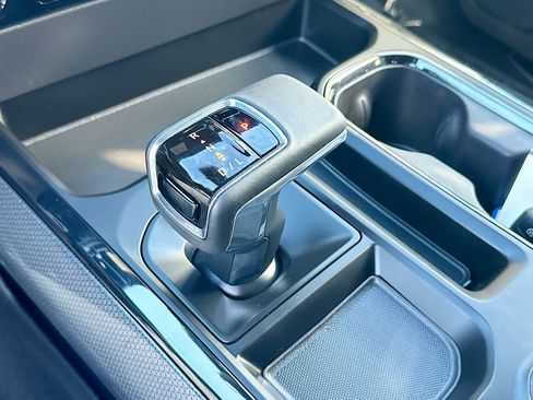 Used 2024 Chevrolet Silverado 1500 ZR2 w/ ZR2 Bison Edition image 17