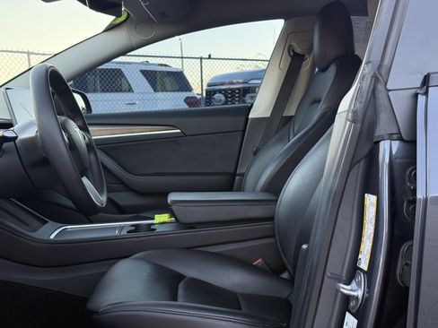 Used 2022 Tesla Model 3 Long Range image 19