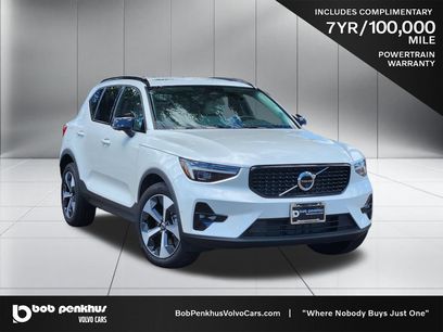 New 2026 Volvo XC40 B5 Plus w/ Protection Package Premier