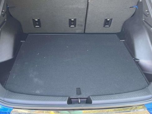 New 2025 Chevrolet Equinox EV LT image 15