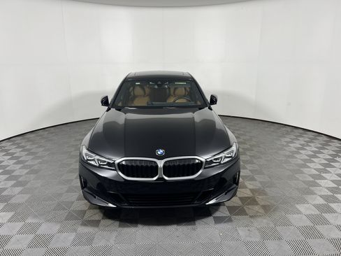 Used 2024 BMW 330i xDrive Sedan w/ Premium Package AWD/4WD image 8