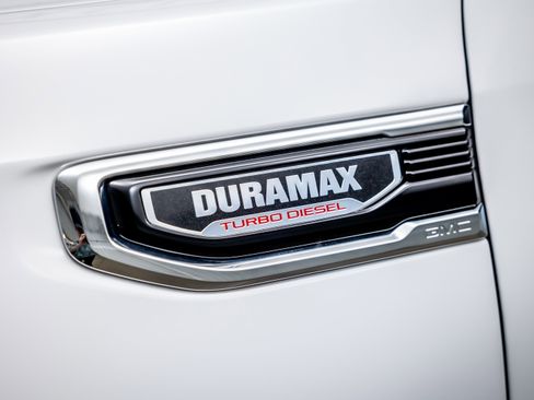 Used 2023 GMC Sierra 1500 SLT w/ SLT Premium Package image 16