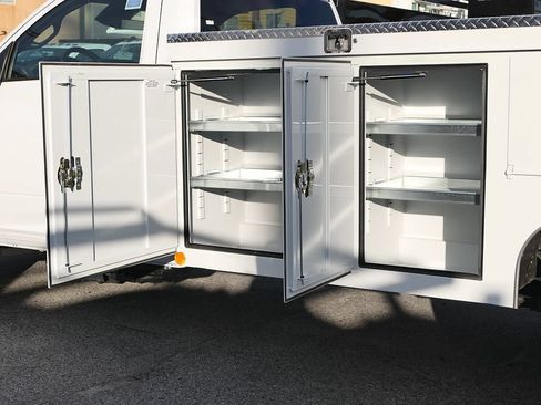 New 2025 RAM 4500 Tradesman RWD image 7