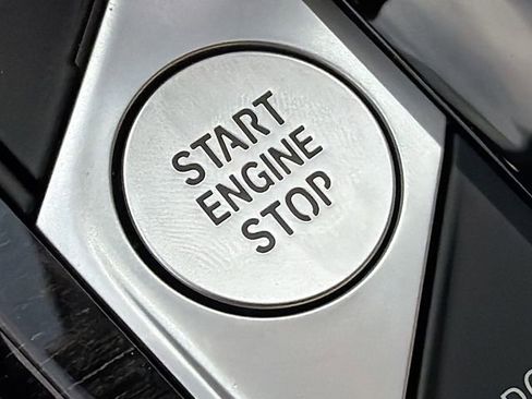 Used 2021 BMW 330i Sedan w/ Premium Package image 35