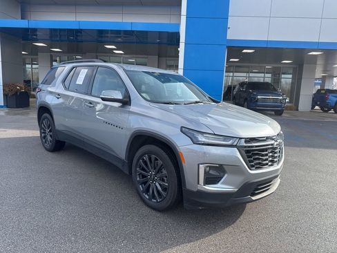 Used 2023 Chevrolet Traverse RS w/ LPO, Floor Liner Package image 22