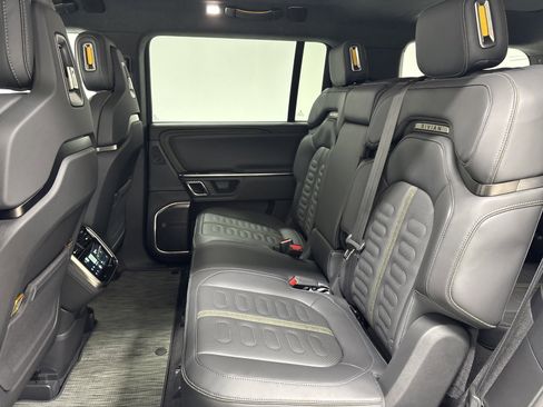 Used 2023 Rivian R1S Adventure image 21