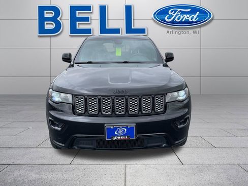 Used 2018 Jeep Grand Cherokee Altitude image 10