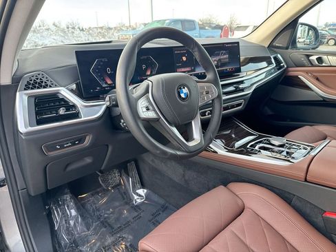Used 2026 BMW X7 xDrive40i image 10