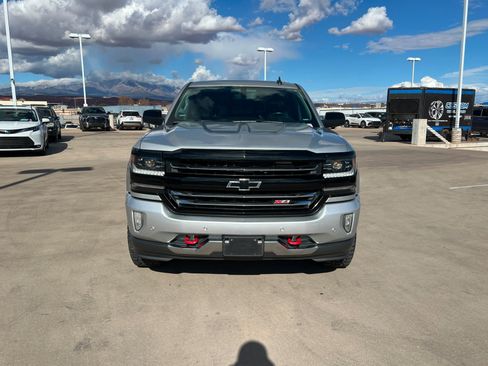 Used 2018 Chevrolet Silverado 1500 LTZ Z71 w/ Redline Edition image 9