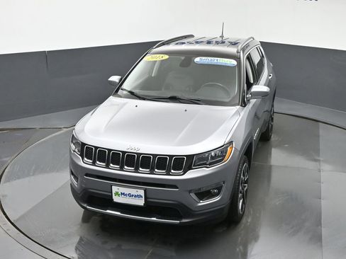 Used 2018 Jeep Compass Limited image 26