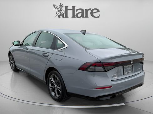 Used 2025 Honda Accord EX-L image 3