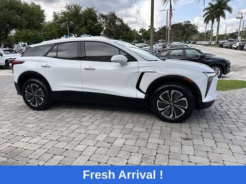 Used 2024 Chevrolet Blazer EV LT AWD/4WD image 15